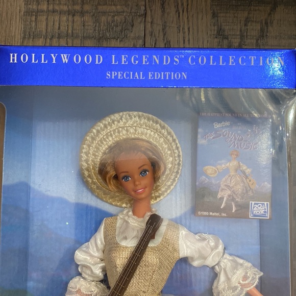 NRFB - Barbie As Maria In The Sound Of Music 🎶 - Picture 2 of 11